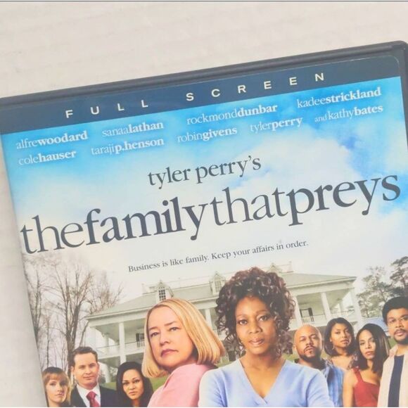 The Family That Preys DVD 2008 Tyler Perry Drama Kathy Bates Alfre Woodard - Picture 4 of 8